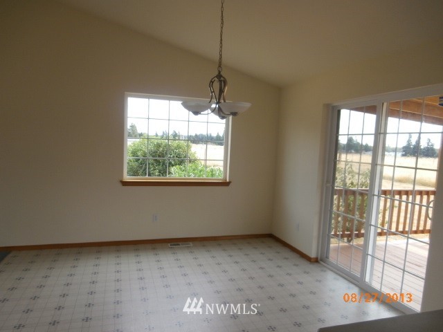 6845 198th Way Southwest Rochester, WA 98579 - Photo 4 of 10