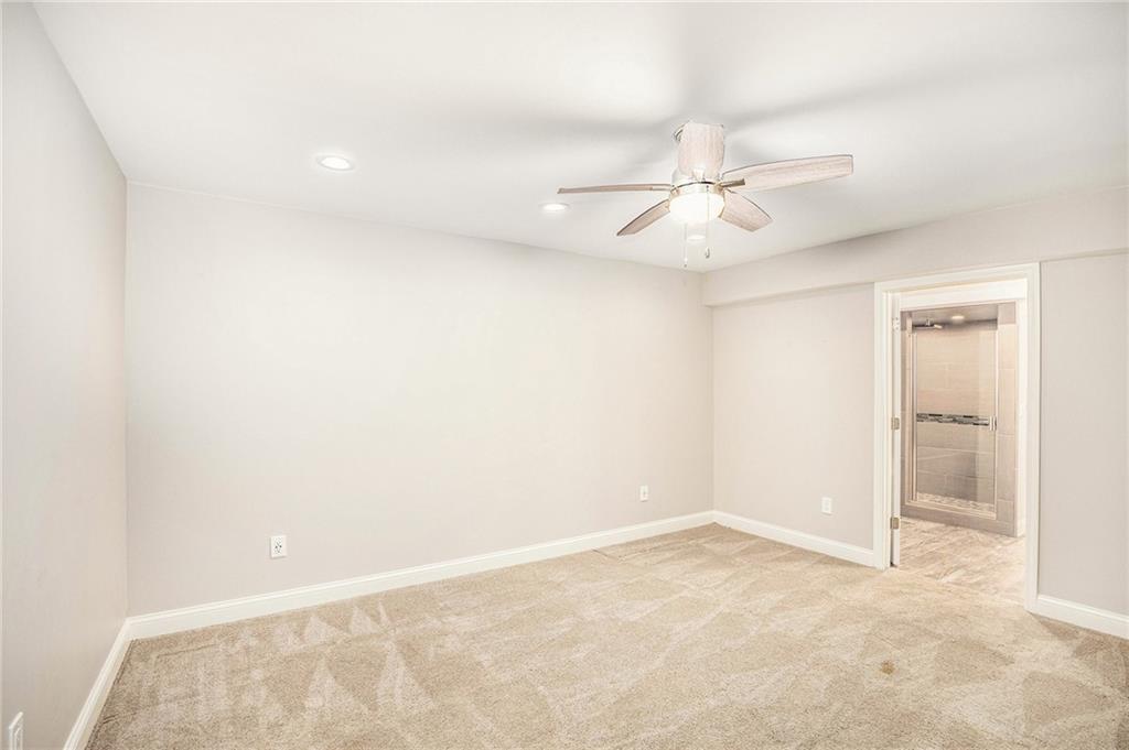 31 Compton Court Prairie Village, KS 66208 - Photo 24 of 37