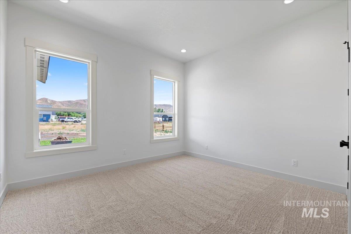 11 Corbett Road Emmett, ID 83617 - Photo 18 of 36 Photo Similar