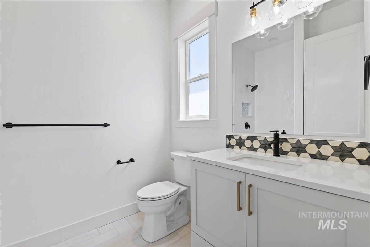 11 Corbett Road Emmett, ID 83617 - Photo 22 of 36 Photo Similar