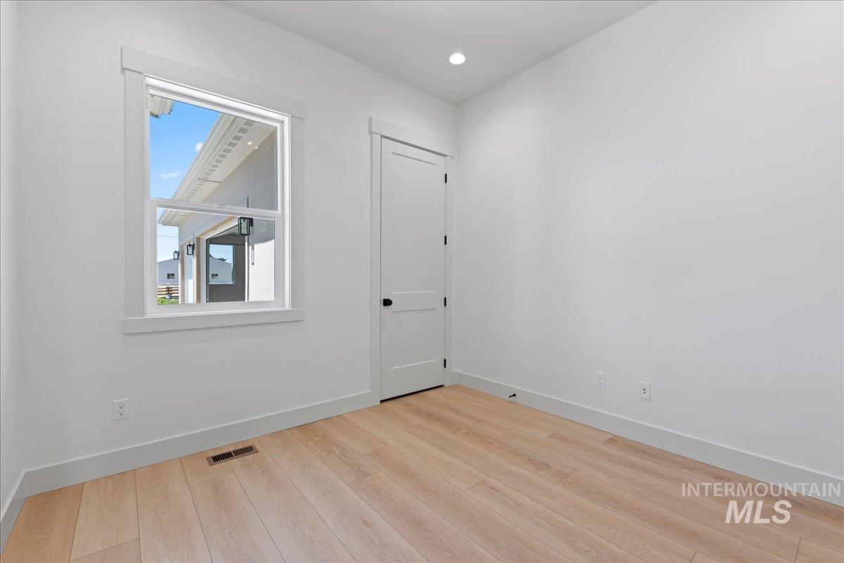 11 Corbett Road Emmett, ID 83617 - Photo 23 of 36 Photo Similar