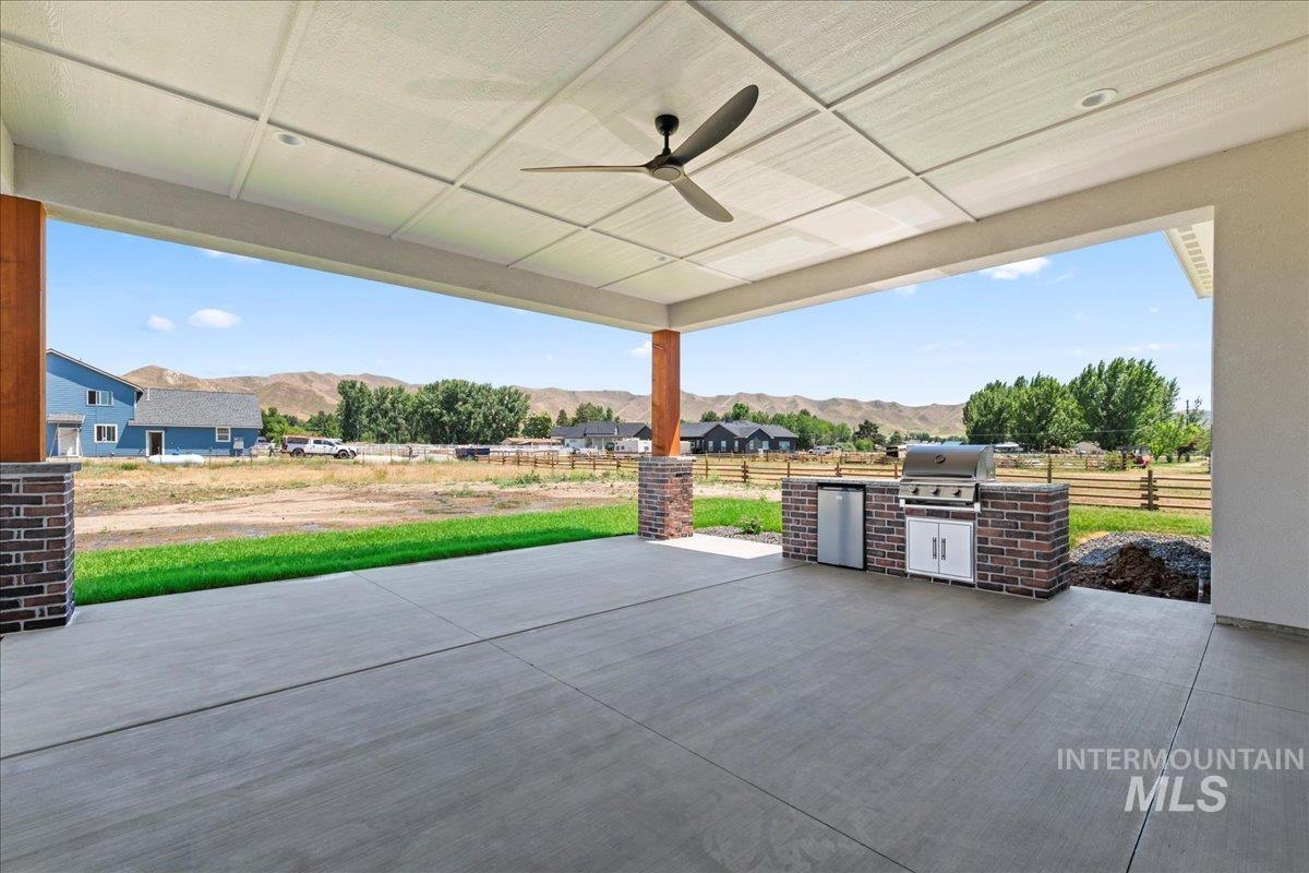 11 Corbett Road Emmett, ID 83617 - Photo 30 of 36 Photo Similar