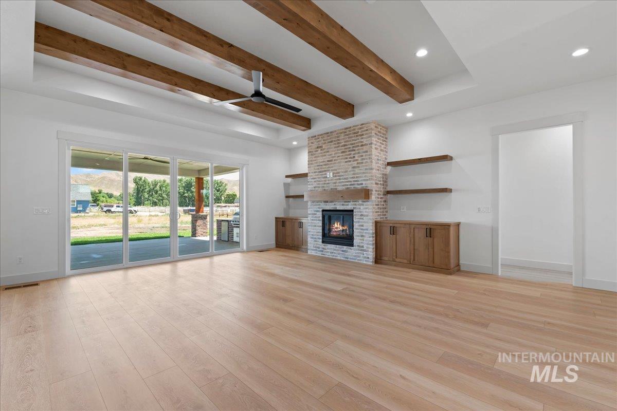 11 Corbett Road Emmett, ID 83617 - Photo 5 of 36 Photo Similar