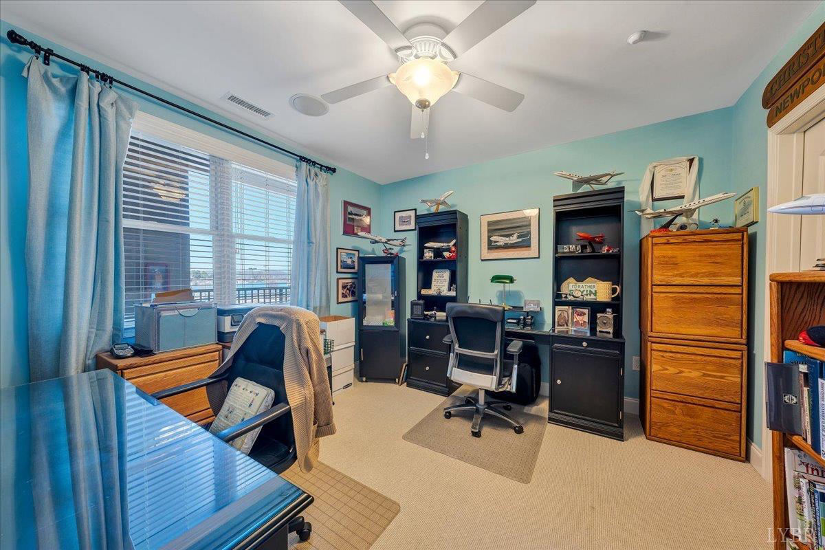 100 Bridgewater Pointe Place, Unit 403 Moneta, VA 24121 - Photo 14 of 16