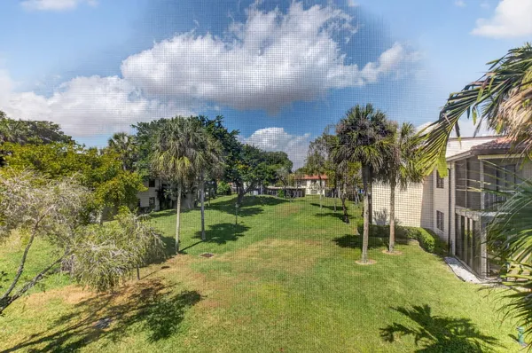 $2,700 | 21911 Cypress Drive, Unit 47H, Boca Raton, FL 33433