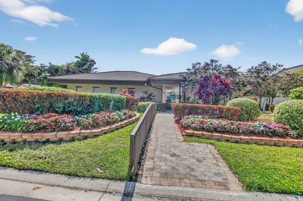 $2,700 | 21911 Cypress Drive, Unit 47H, Boca Raton, FL 33433