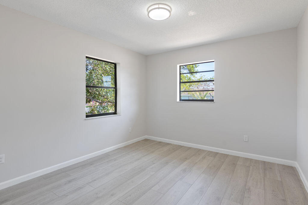 1978 Northeast Ridge Avenue Jensen Beach, FL 34957 - Photo 12 of 39 IMG_0066