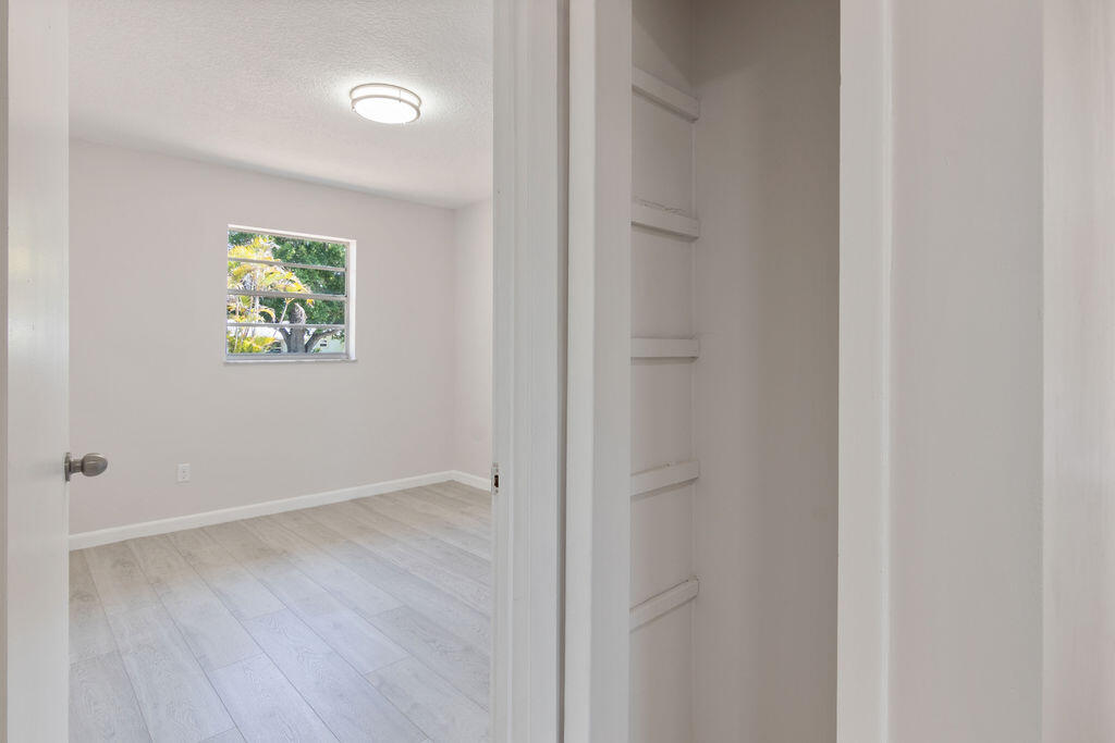 1978 Northeast Ridge Avenue Jensen Beach, FL 34957 - Photo 33 of 39 IMG_0075