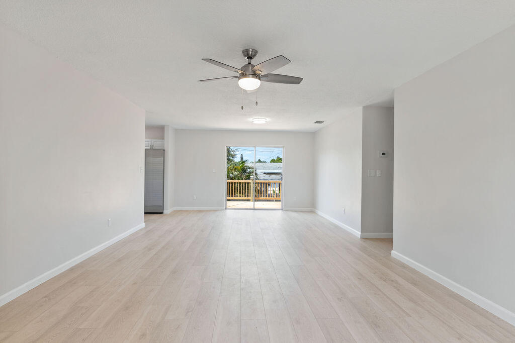 1978 Northeast Ridge Avenue Jensen Beach, FL 34957 - Photo 6 of 39 IMG_0027