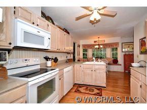 4491 Cove Loop Road Hendersonville, NC 28739 - Photo 7 of 18 Gallery Image 7