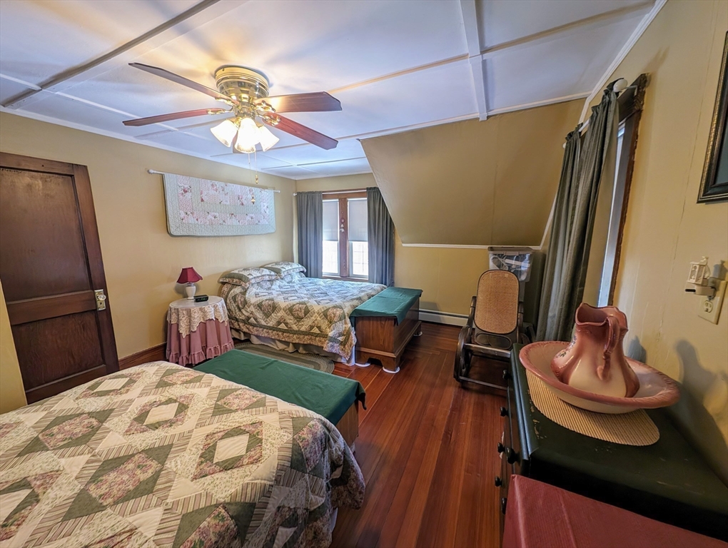 189 Old Worcester Road Charlton, MA 01507 - Photo 17 of 40 Gallery Image 17