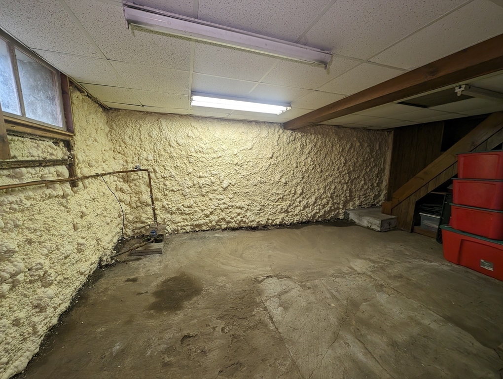 189 Old Worcester Road Charlton, MA 01507 - Photo 29 of 40 Gallery Image 29