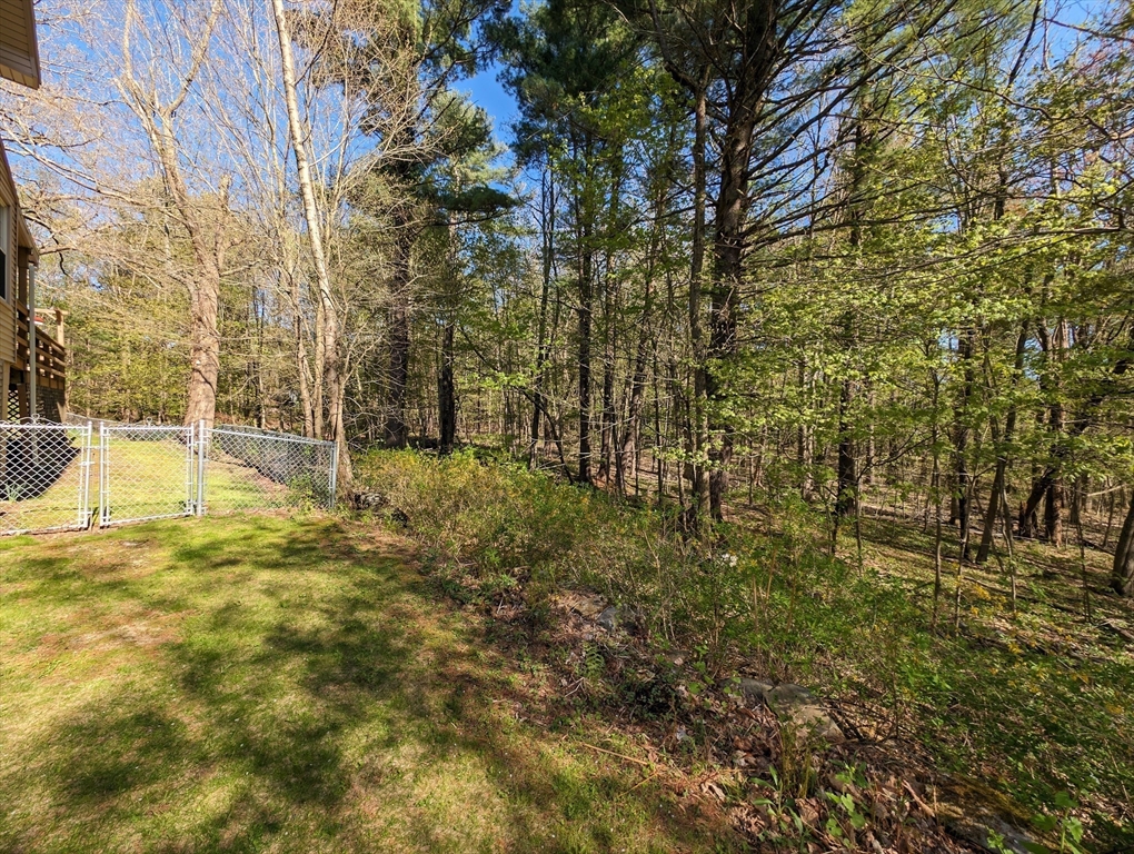 189 Old Worcester Road Charlton, MA 01507 - Photo 33 of 40 Gallery Image 33