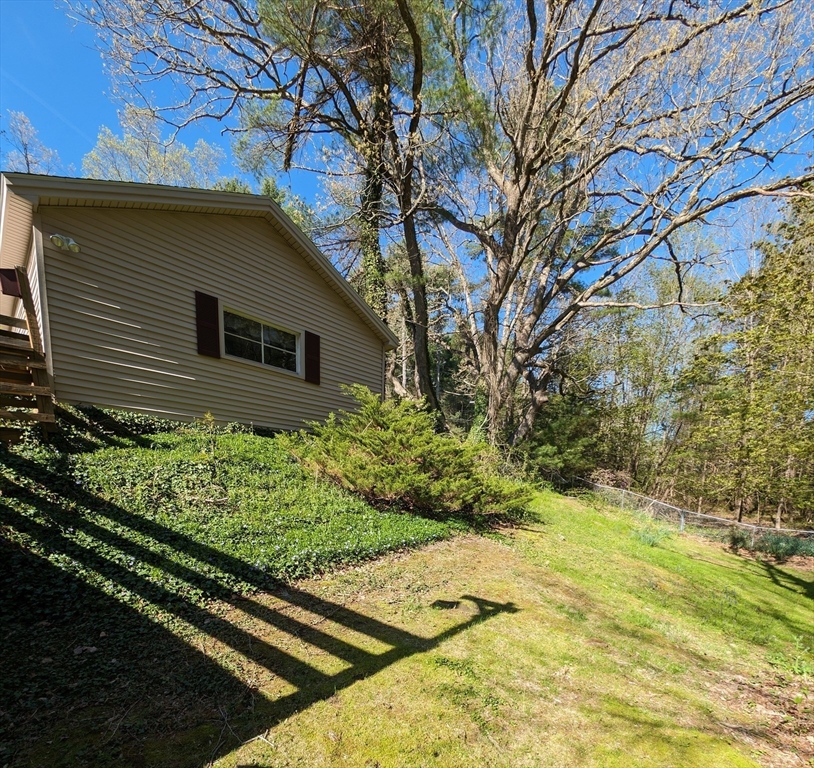 189 Old Worcester Road Charlton, MA 01507 - Photo 38 of 40 Gallery Image 38