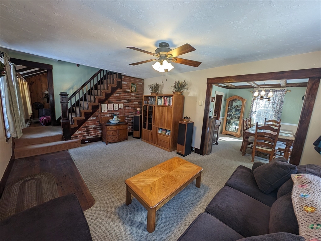 189 Old Worcester Road Charlton, MA 01507 - Photo 6 of 40 Gallery Image 6