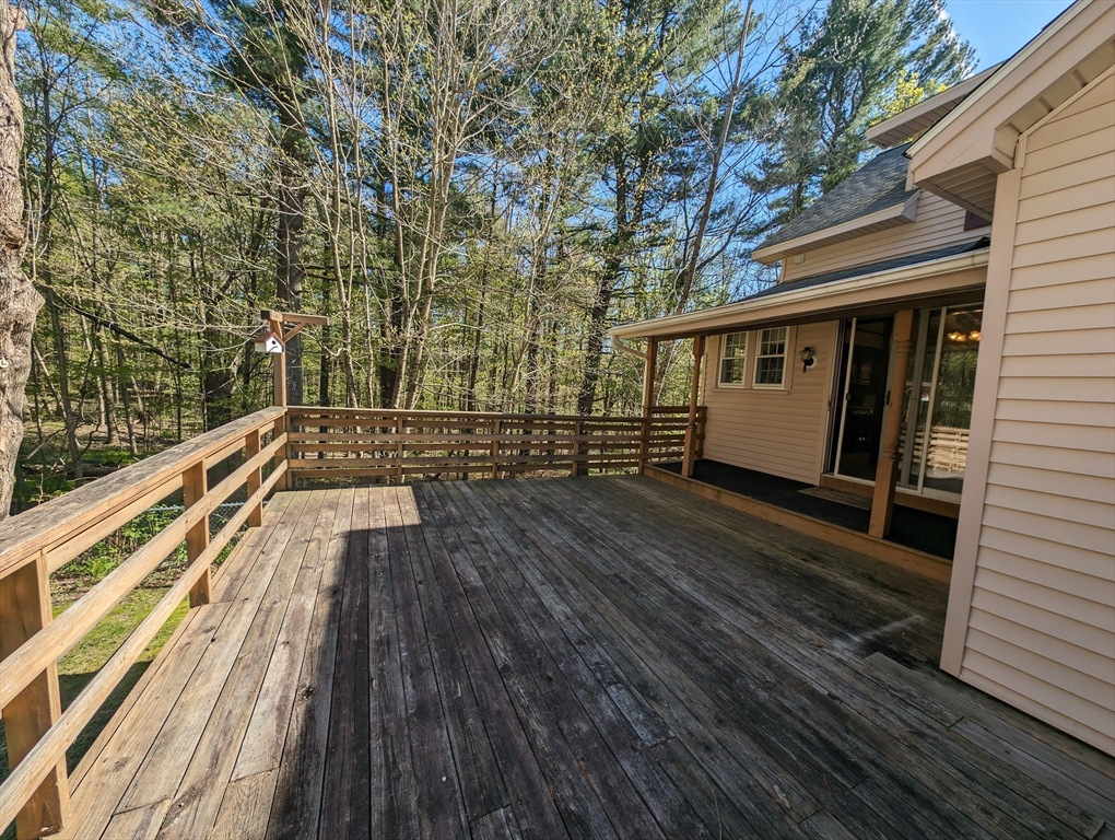 189 Old Worcester Road Charlton, MA 01507 - Photo 10 of 40 Gallery Image 10