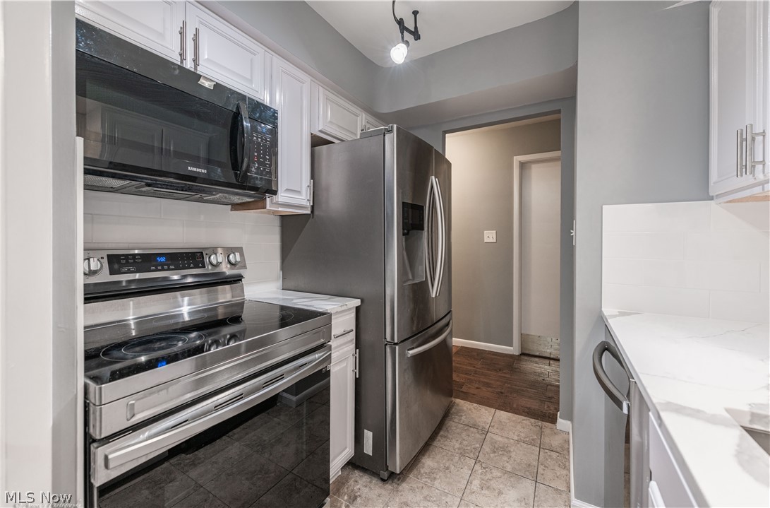 4816 South Sedgewick Road Cleveland, OH 44124 - Photo 10 of 33