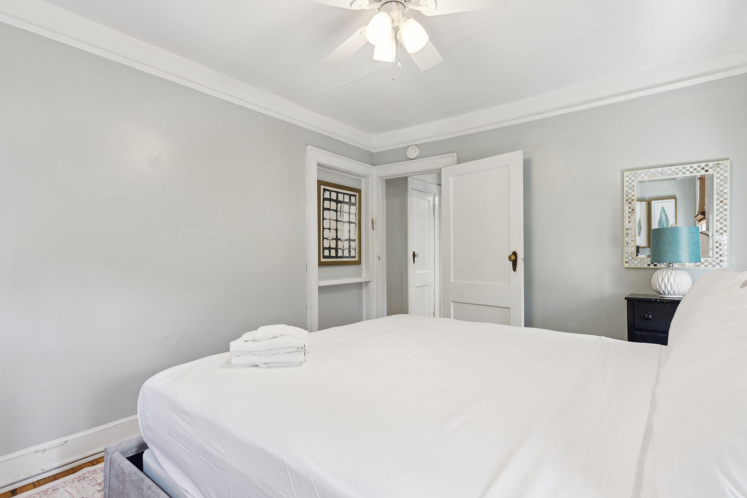 72 King Street Charleston, SC 29401 - Photo 13 of 29 IMG_5593