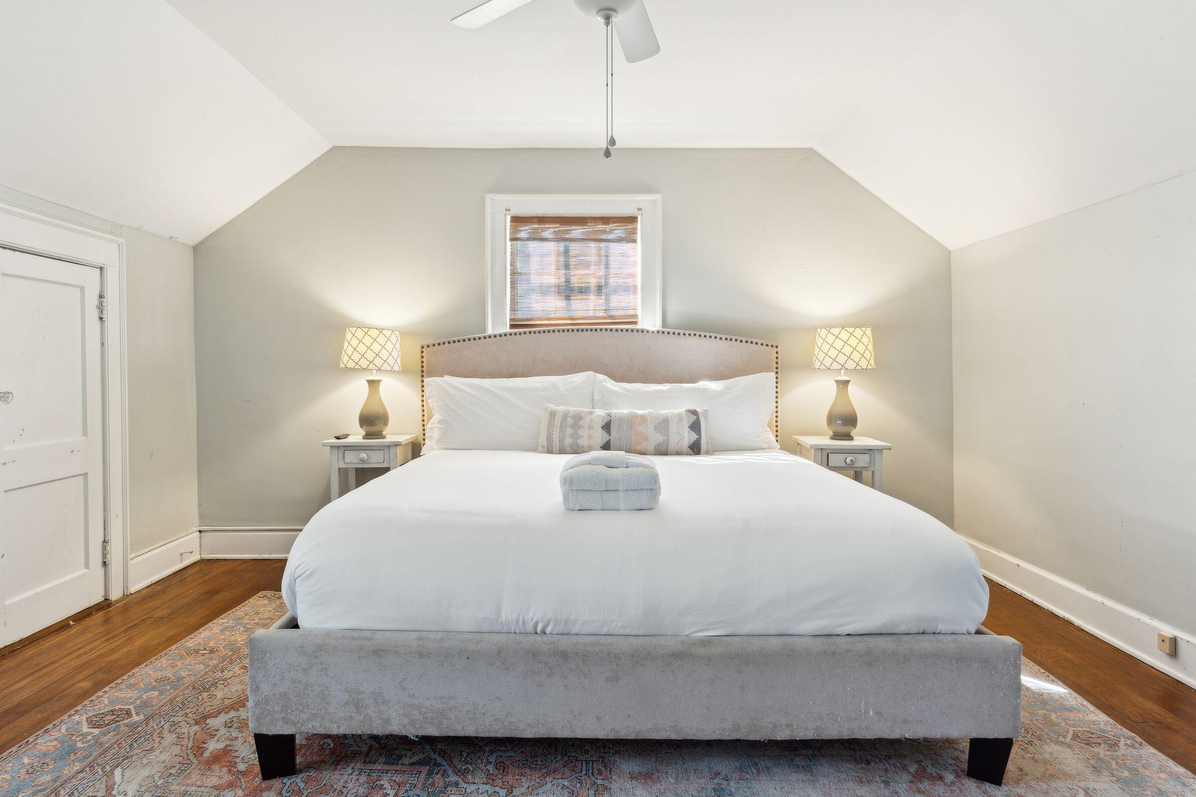 72 King Street Charleston, SC 29401 - Photo 26 of 29 IMG_5612