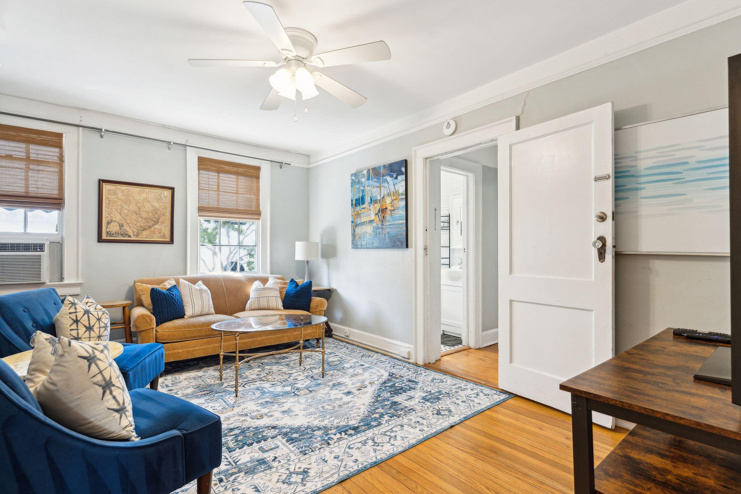 72 King Street Charleston, SC 29401 - Photo 4 of 29 IMG_5583