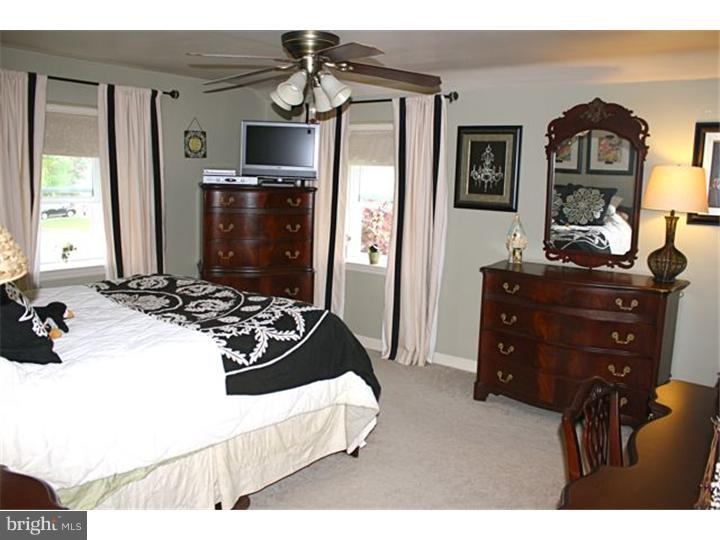 420 Maplewood Road Springfield, PA 19064 - Photo 13 of 20 Master Bedroom