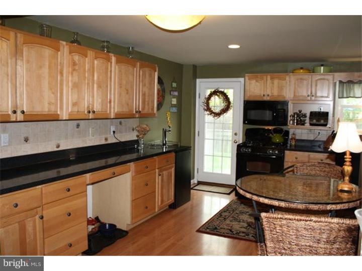 420 Maplewood Road Springfield, PA 19064 - Photo 9 of 20 Kitchen