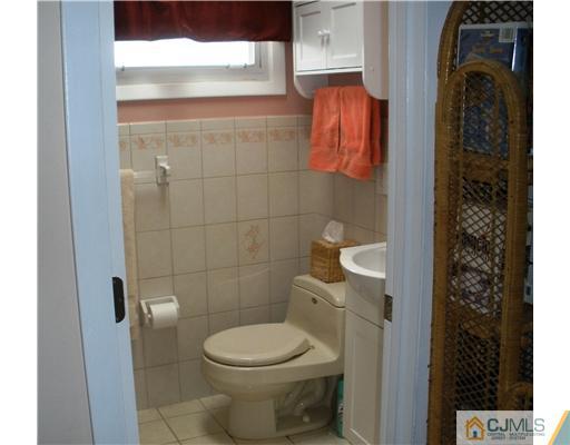 4 Mabaline Road Old Bridge, NJ 08857 - Photo 11 of 17 Gallery Image 11