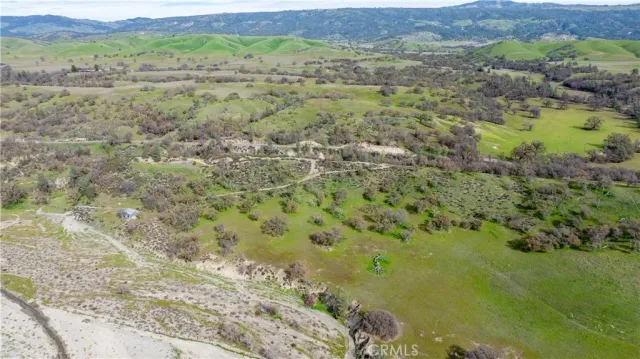 a view of a lush green field