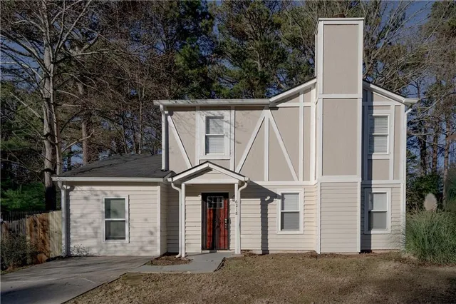 $1,895 | 6218 Creekford Lane, Lithonia, GA 30058