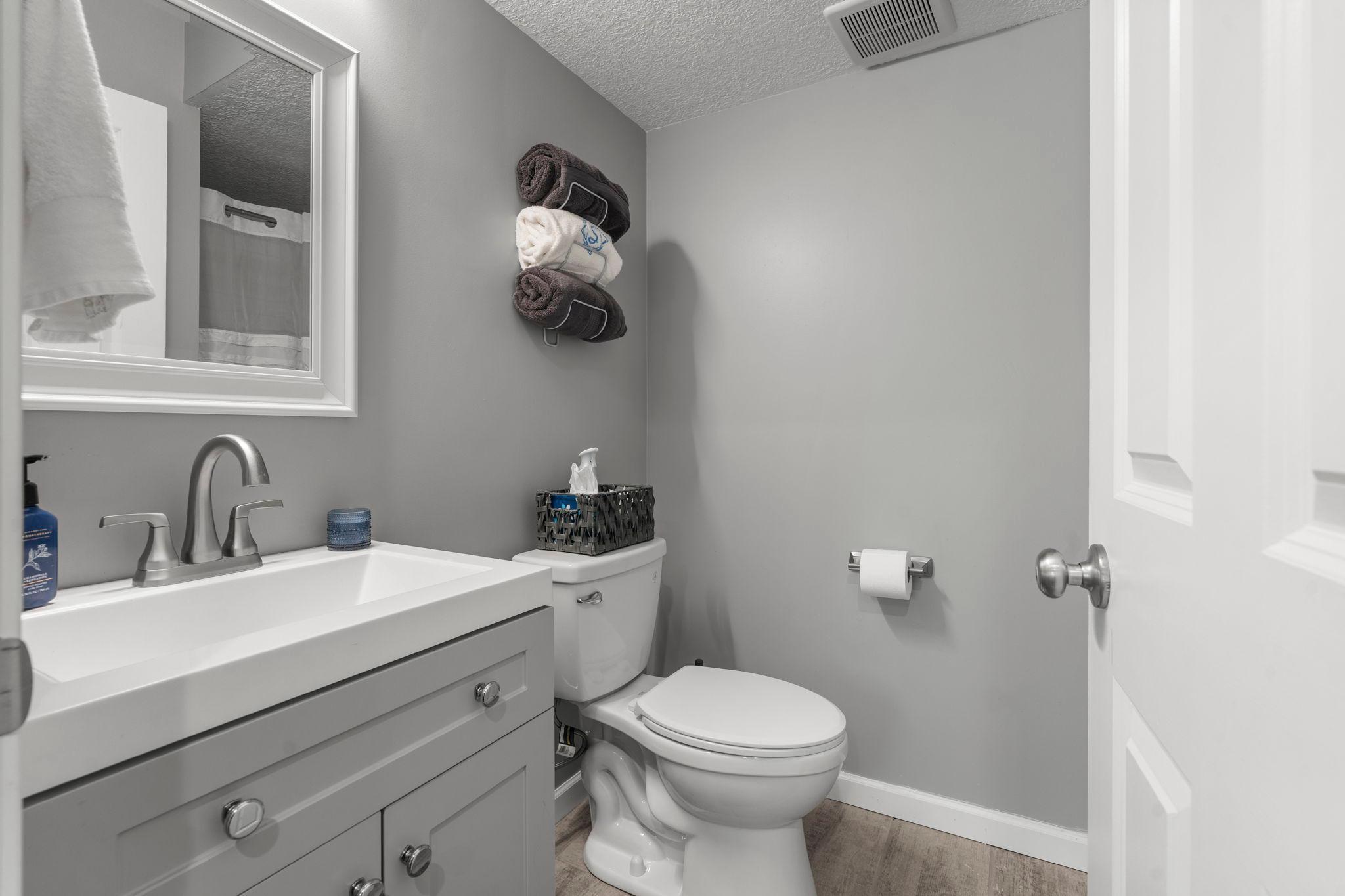 5129 Scott Path Robbinsdale, MN 55422 - Photo 32 of 40