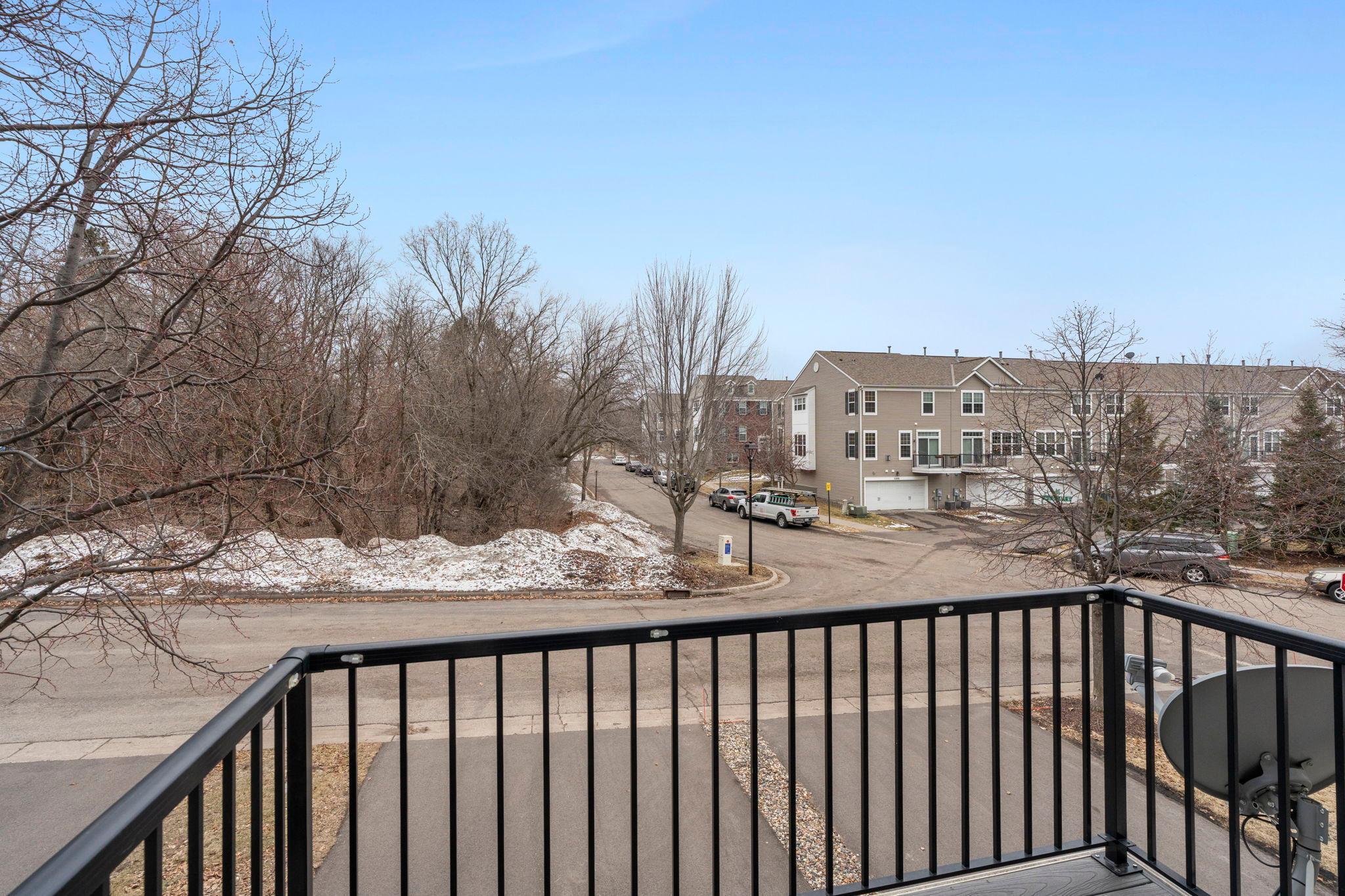 5129 Scott Path Robbinsdale, MN 55422 - Photo 8 of 40