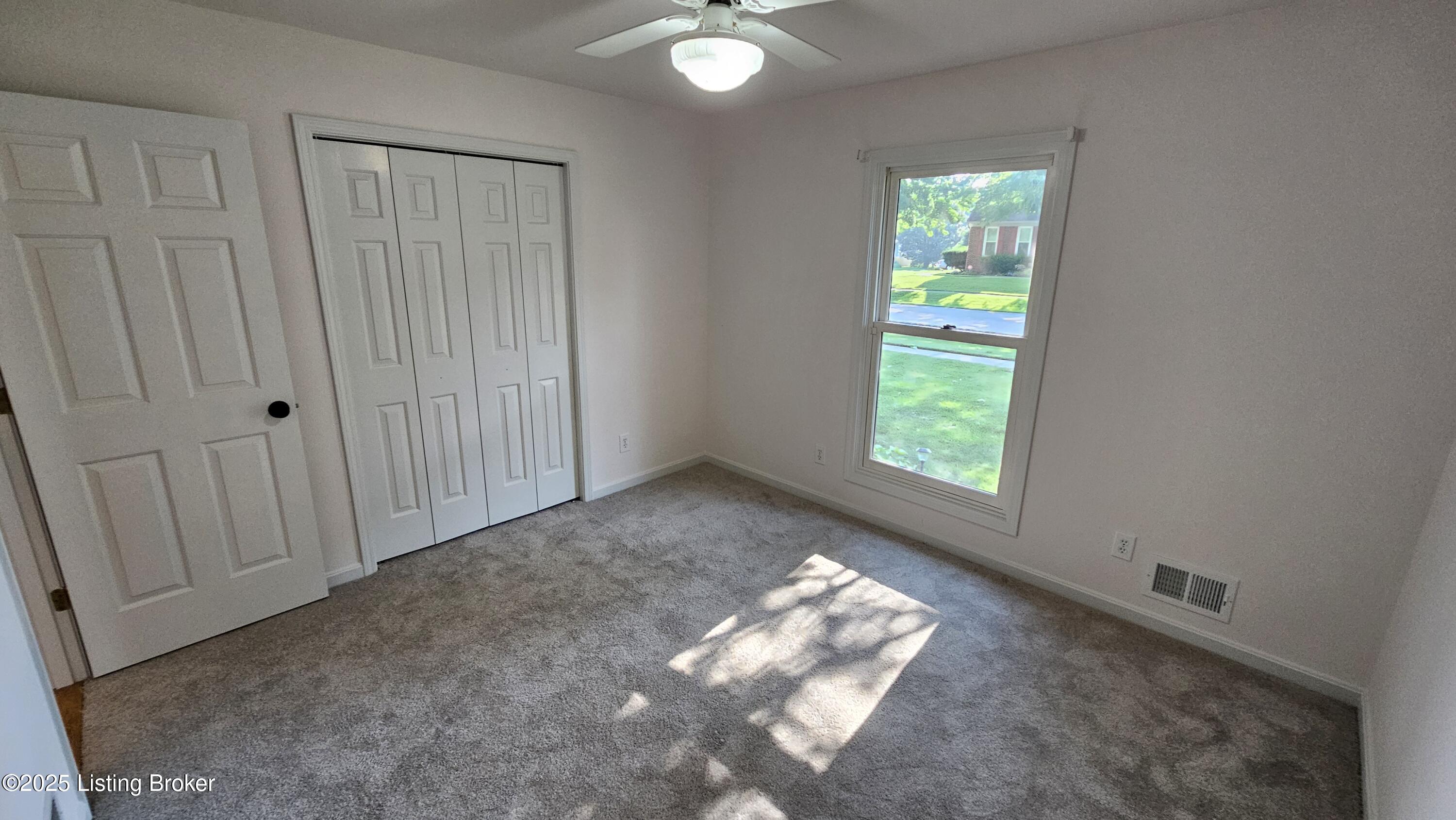 8113 Rome Beauty Way Louisville, KY 40228 - Photo 52 of 103 Bedroom 3