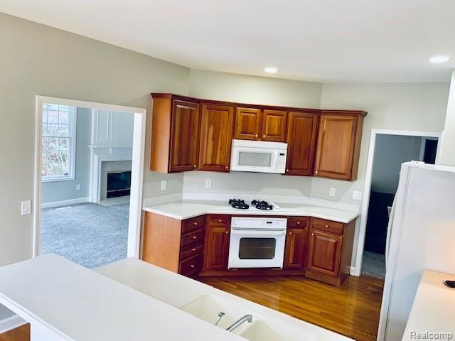 3699 Tremonte Circle Rochester, MI 48306 - Photo 7 of 24 KITCHEN WITH ALL APPLIANCES INCLUDED!