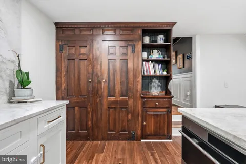 $849,900 | 71 East 2nd Street, Moorestown, NJ 08057