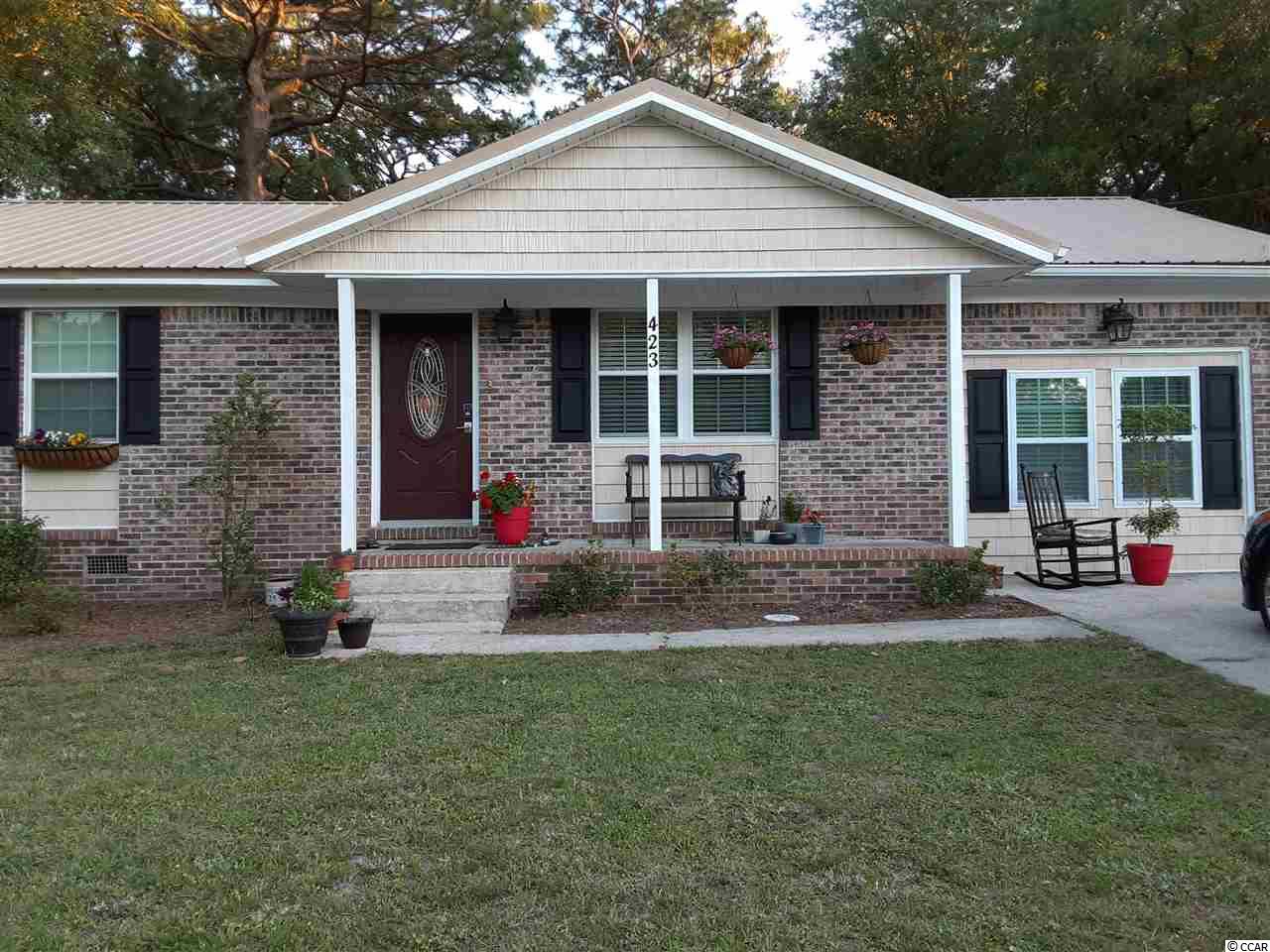 423 Daisy Street Georgetown, SC 29440 - Photo 2 of 33