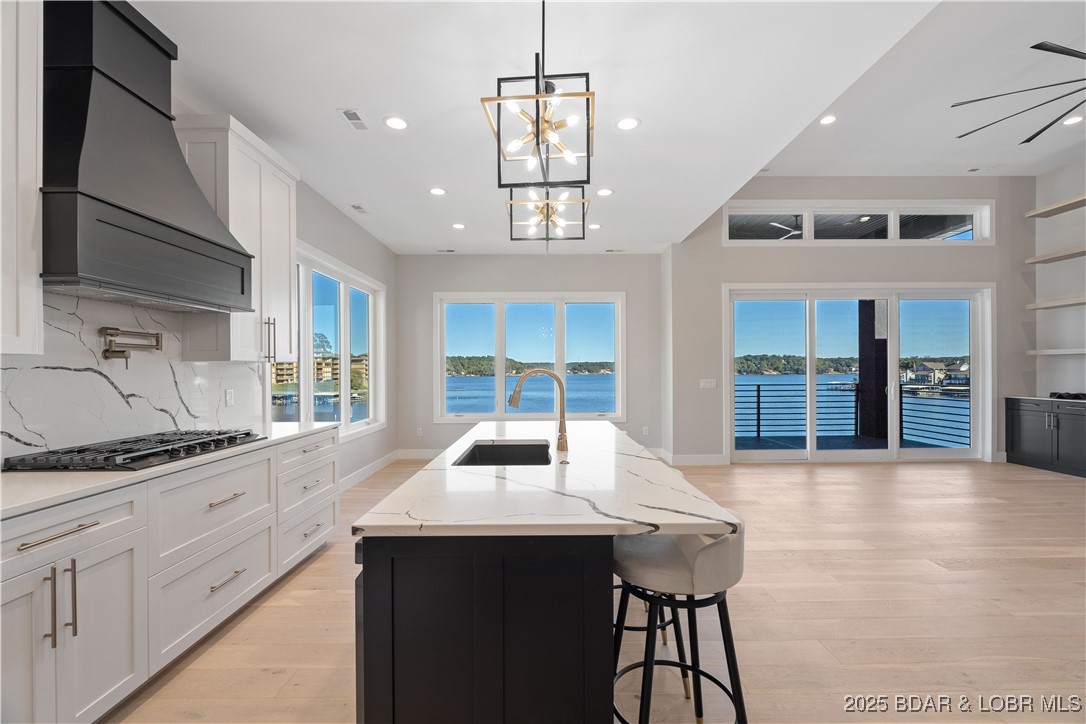 439 Red Bud Road Lake Ozark, MO 65049 - Photo 11 of 42