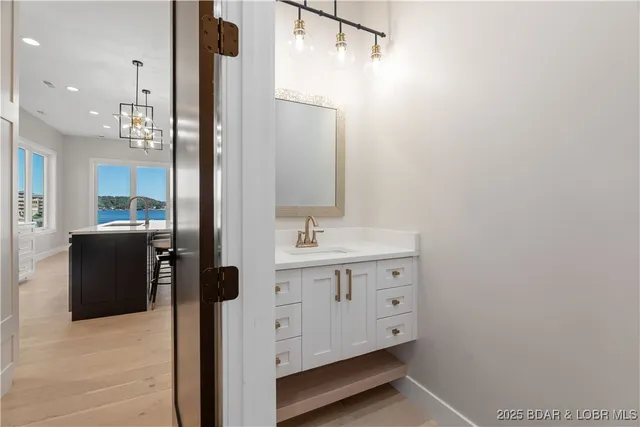 $2,650,000 | 439 Red Bud Road, Lake Ozark, MO 65049