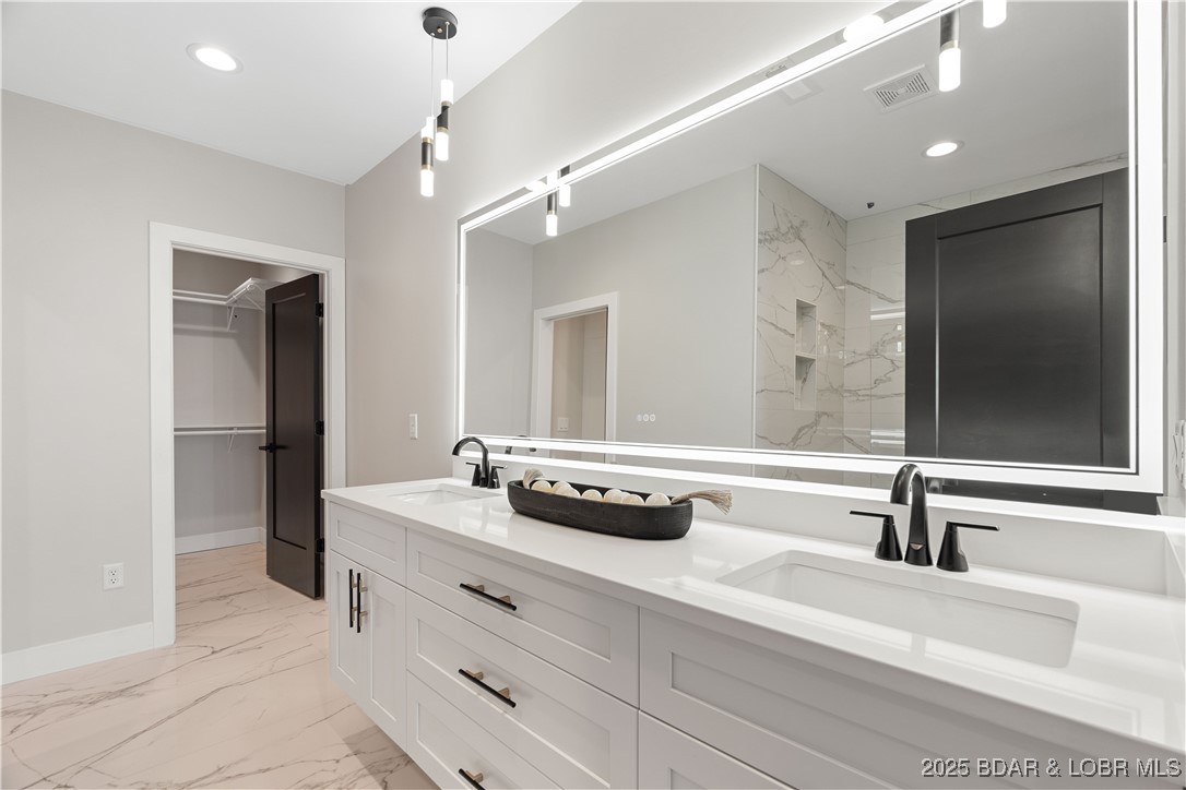 439 Red Bud Road Lake Ozark, MO 65049 - Photo 24 of 42 second floor primary bathroom