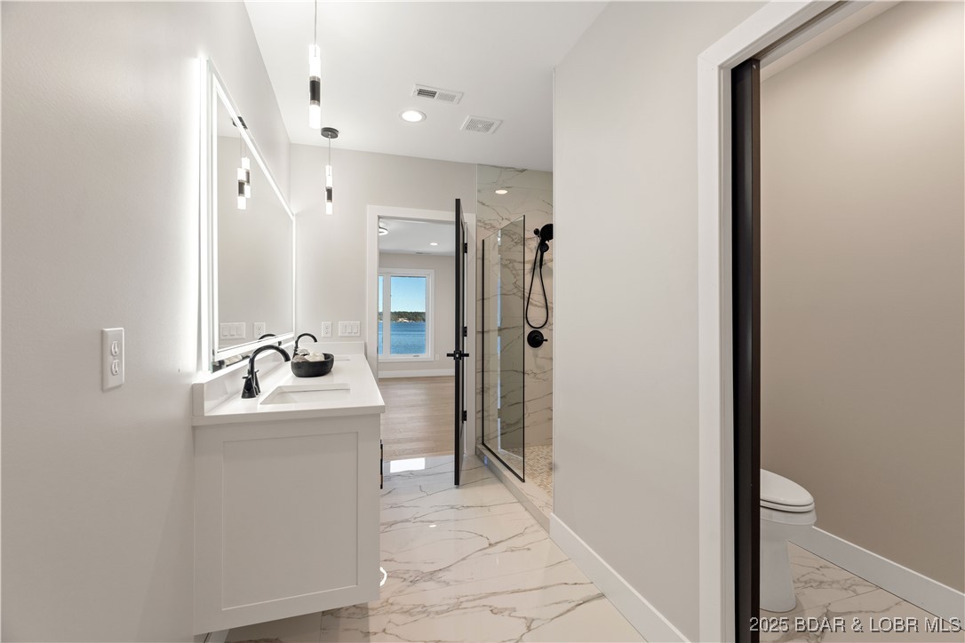 439 Red Bud Road Lake Ozark, MO 65049 - Photo 25 of 42