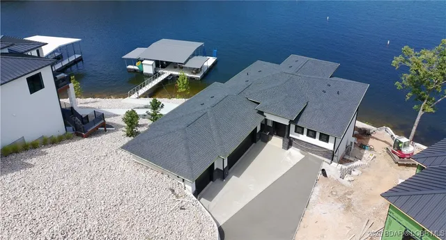 $2,650,000 | 439 Red Bud Road, Lake Ozark, MO 65049