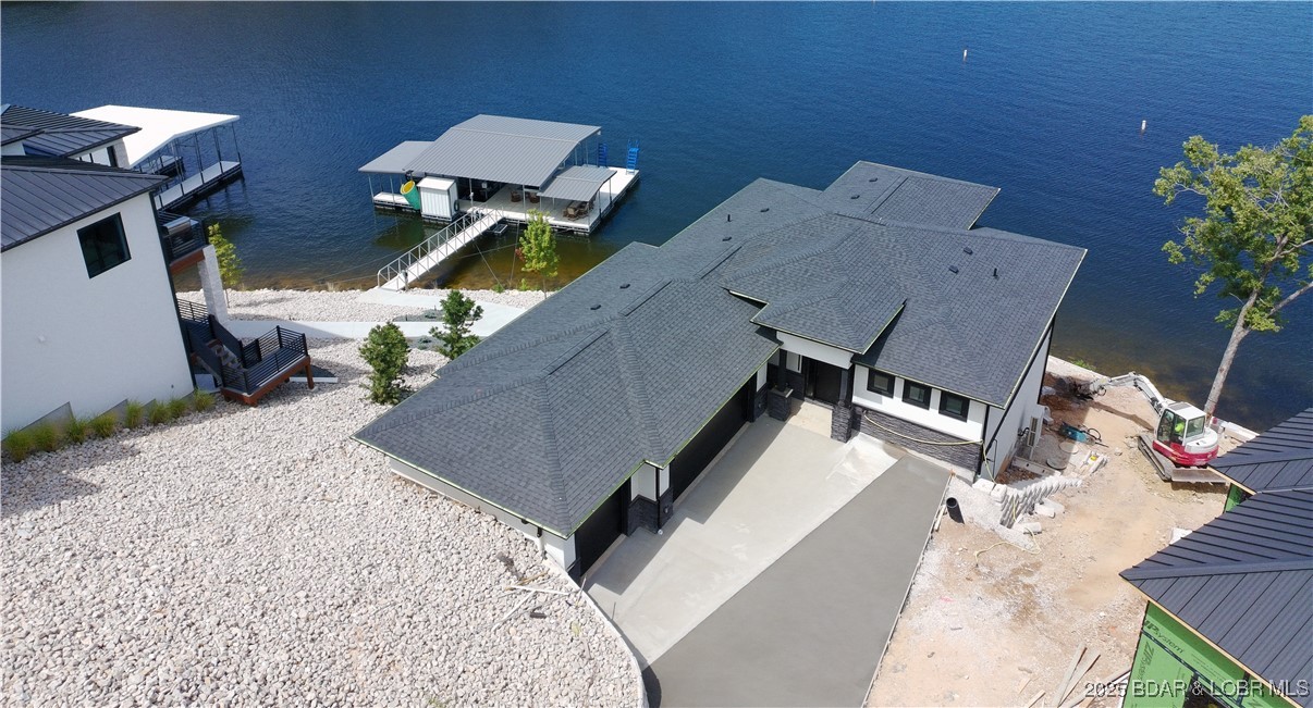 439 Red Bud Road Lake Ozark, MO 65049 - Photo 4 of 42