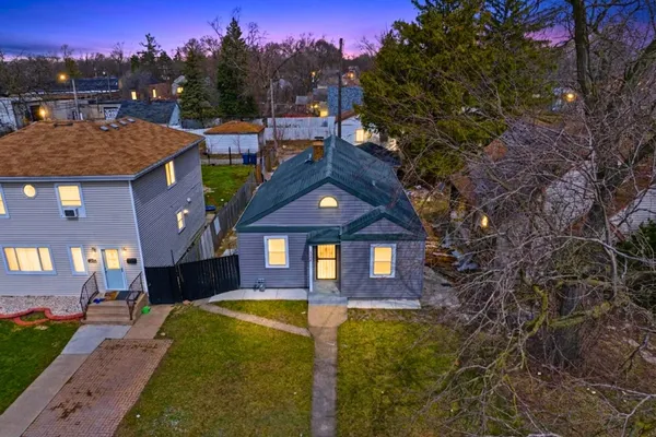 $169,900 | 107 East 149th Street, Harvey, IL 60426