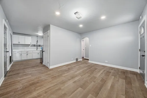 $169,900 | 107 East 149th Street, Harvey, IL 60426