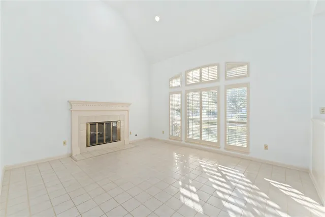 $2,750 | 86 Heathrow Lane, Sugar Land, TX 77479