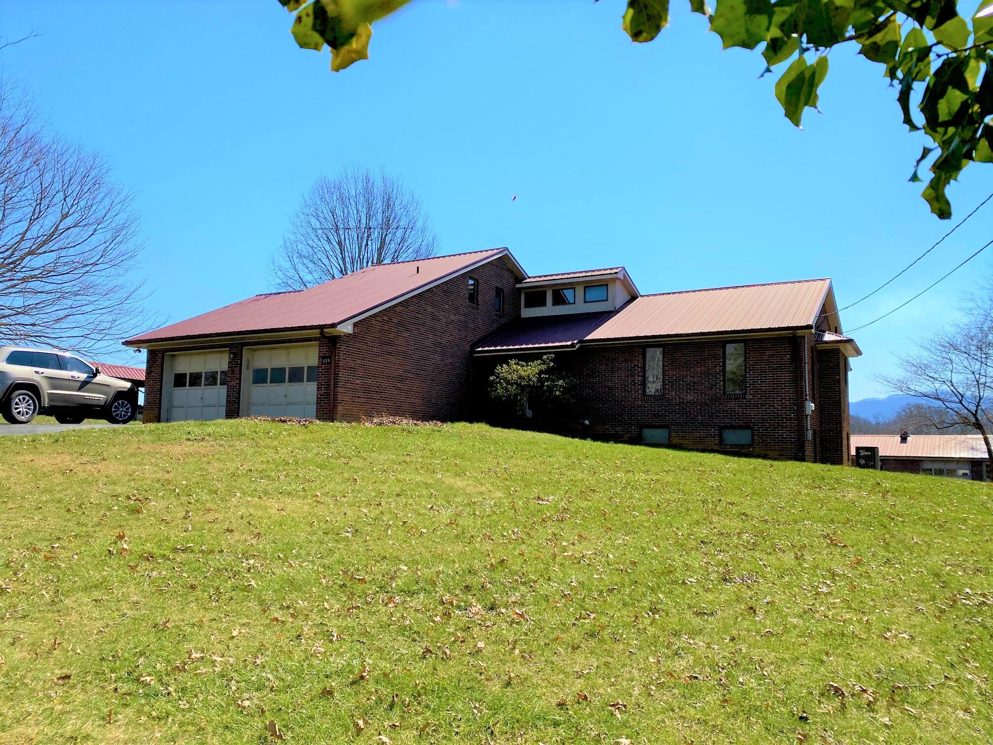 535 Cocke County Road Greeneville, TN 37743 - Photo 2 of 54 McClure 2
