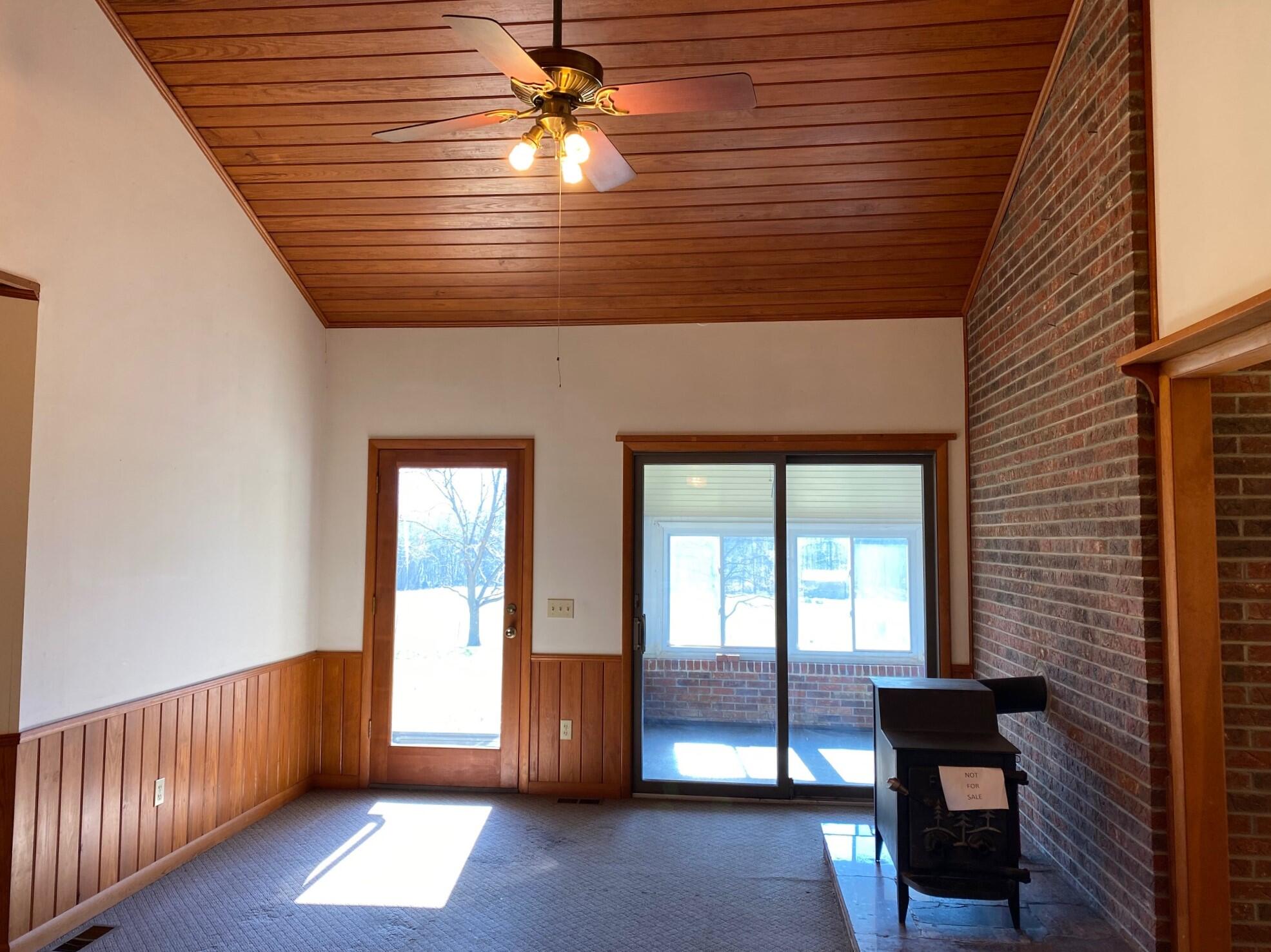 535 Cocke County Road Greeneville, TN 37743 - Photo 9 of 54 McClure Warming Room