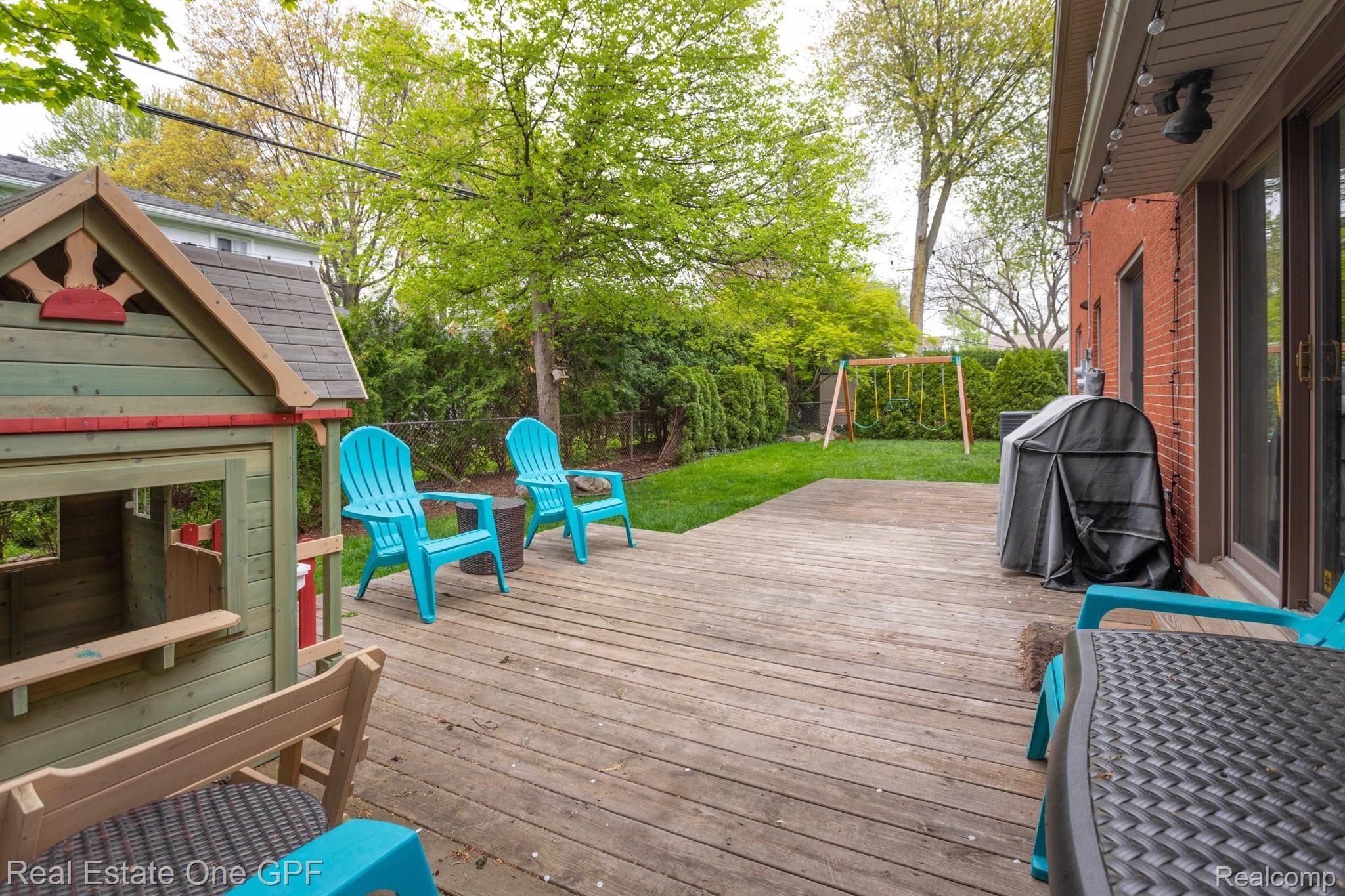 559 Cook Road Grosse Pointe, MI 48236 - Photo 39 of 47 6.jpg