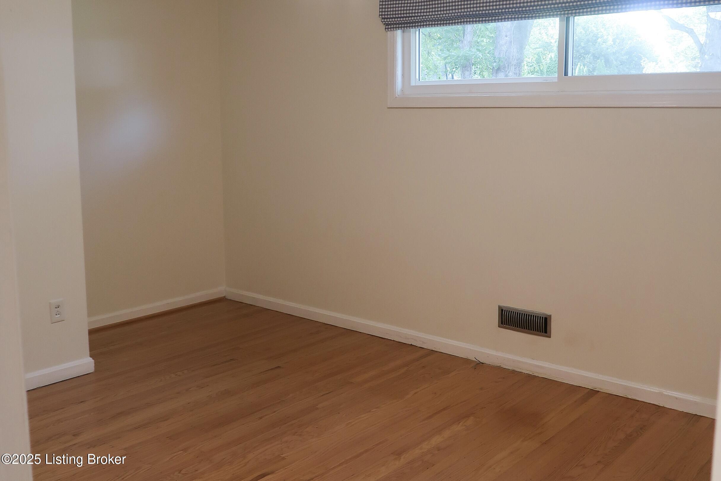 714 Waterford Road Louisville, KY 40207 - Photo 18 of 26 Bedroom