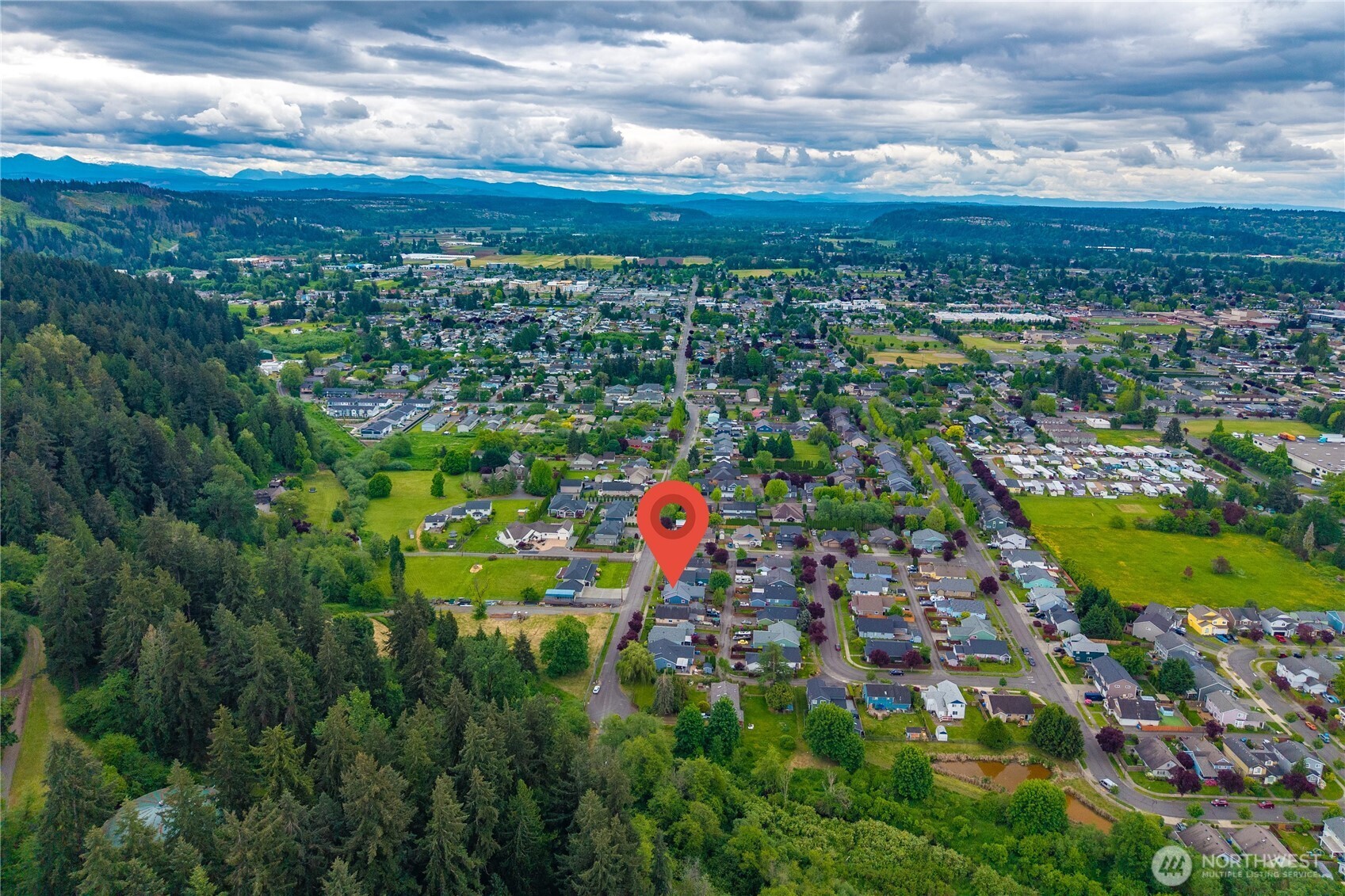 4632 Parker Road East Sumner, WA 98390 - Photo 4 of 36