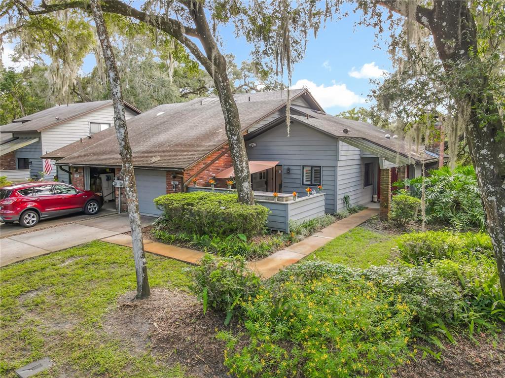 906 Village Green Road, Unit 4 DeLand, FL 32720 - Photo 1 of 1 Gallery Image 1